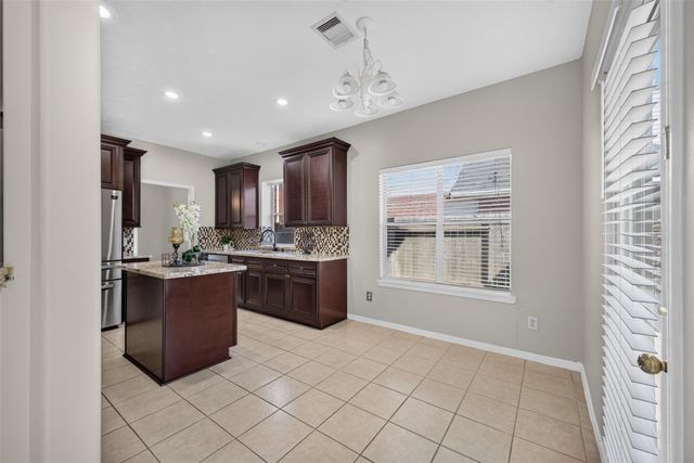 1011 Jasons Bend Drive, Sugar Land, TX 77479