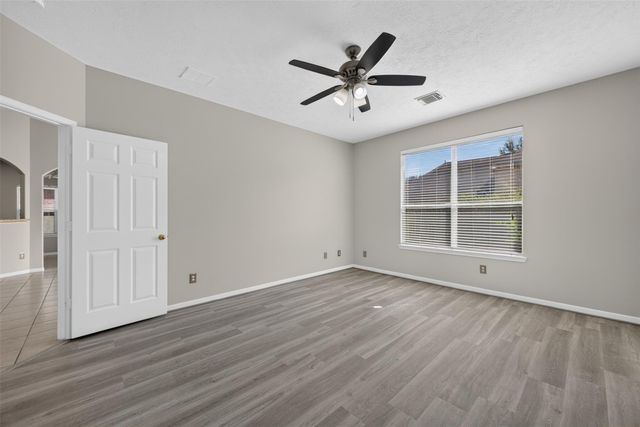 1011 Jasons Bend Drive, Sugar Land, TX 77479