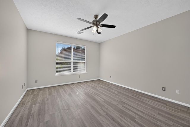 1011 Jasons Bend Drive, Sugar Land, TX 77479
