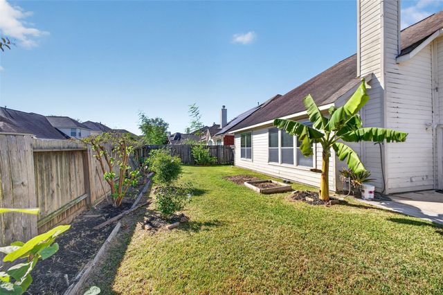 1011 Jasons Bend Drive, Sugar Land, TX 77479