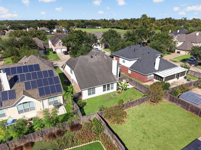 1011 Jasons Bend Drive, Sugar Land, TX 77479