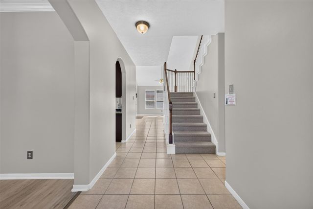 1011 Jasons Bend Drive, Sugar Land, TX 77479