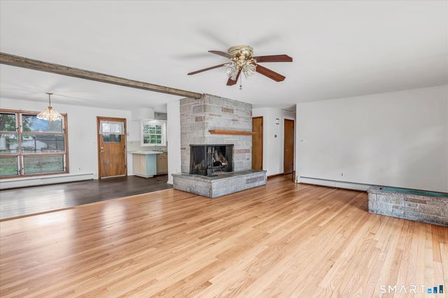 109 Woolsley Avenue, Trumbull, CT 06611