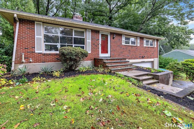 109 Woolsley Avenue, Trumbull, CT 06611