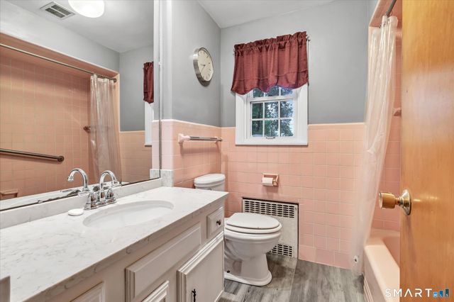 109 Woolsley Avenue, Trumbull, CT 06611