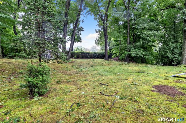 109 Woolsley Avenue, Trumbull, CT 06611