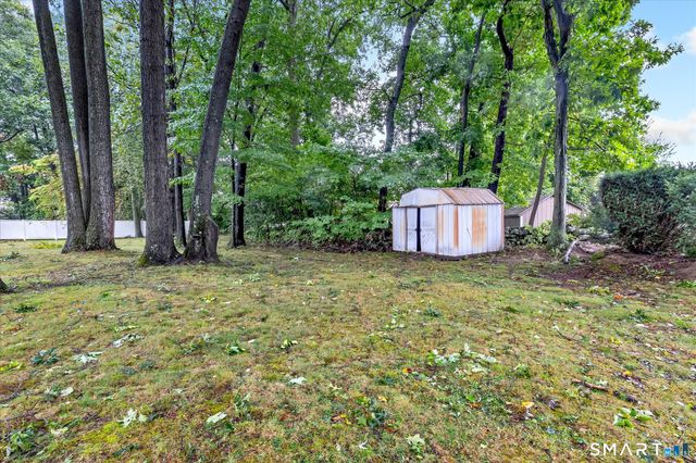109 Woolsley Avenue, Trumbull, CT 06611