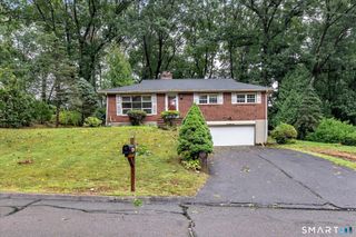 109 Woolsley Avenue, Trumbull, CT 06611