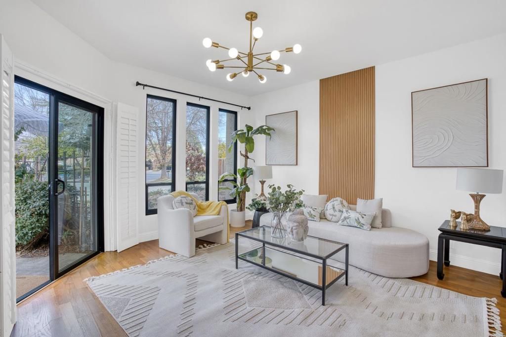 Image 2 of property listing at 227 Ada Avenue B, Mountain View, CA 94043