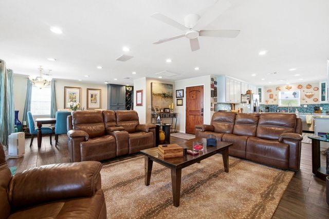 440 Birch Drive, Onalaska, TX 77360