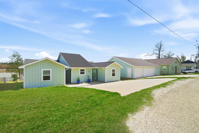 440 Birch Drive, Onalaska, TX 77360