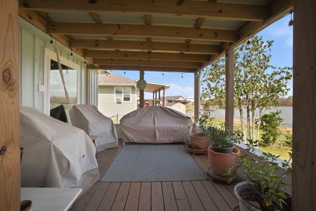 440 Birch Drive, Onalaska, TX 77360