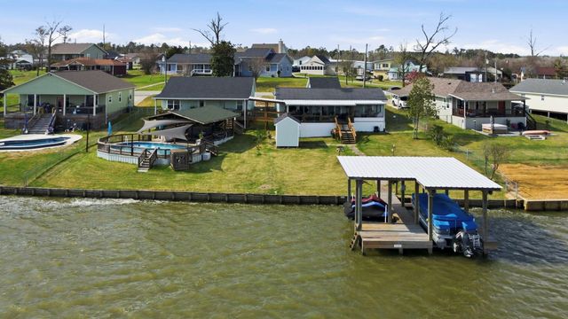 440 Birch Drive, Onalaska, TX 77360