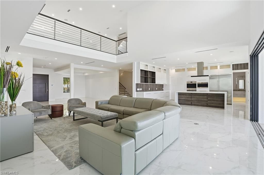 5735 Riverside DR, CAPE CORAL, FL 33904 — photo 3