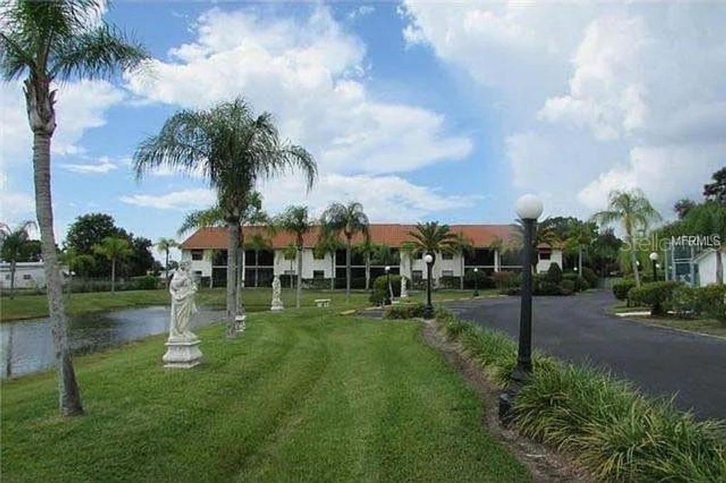 2275 S MCCALL ROAD 201, Englewood, FL 34224