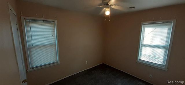 8662 Ford Avenue, Warren, MI 48089