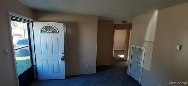 8662 Ford Avenue, Warren, MI 48089
