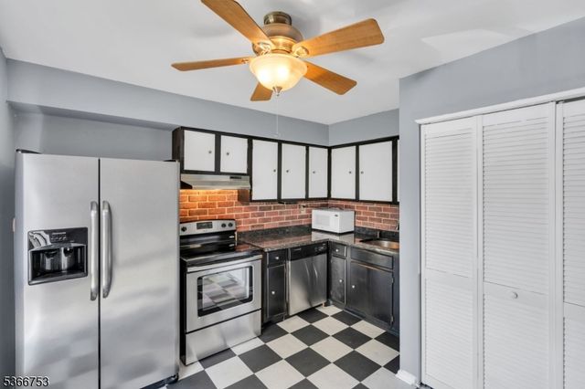 585 Auten Road 1, Hillsborough Twp., NJ 08844