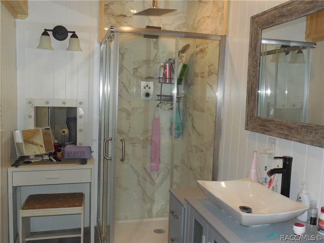 5825 S Bob White Drive, Homosassa, FL 34446