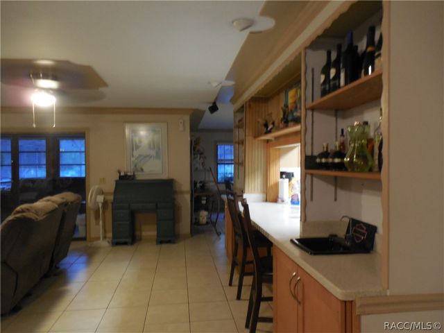 5825 S Bob White Drive, Homosassa, FL 34446
