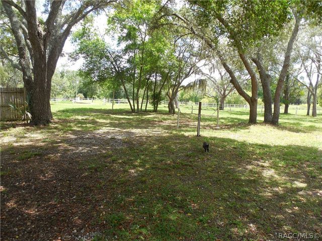 5825 S Bob White Drive, Homosassa, FL 34446