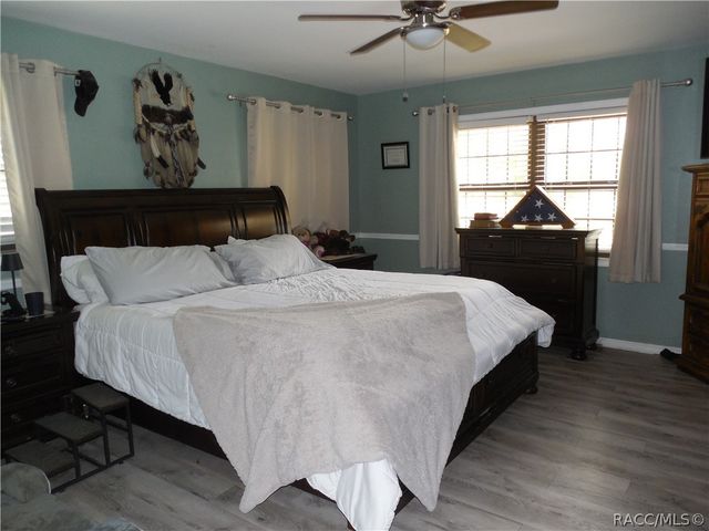 5825 S Bob White Drive, Homosassa, FL 34446