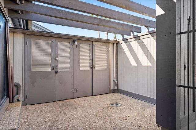 688 LAKE VILLAS DRIVE 688, Altamonte Springs, FL 32701