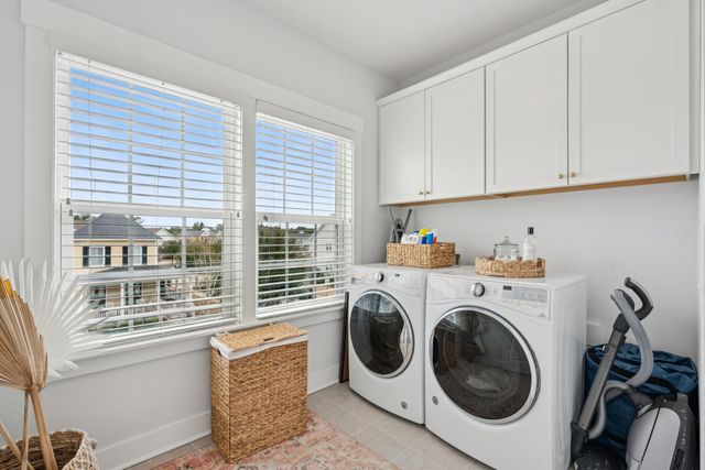 1047 Hills Plantation Drive, Charleston, SC 29412