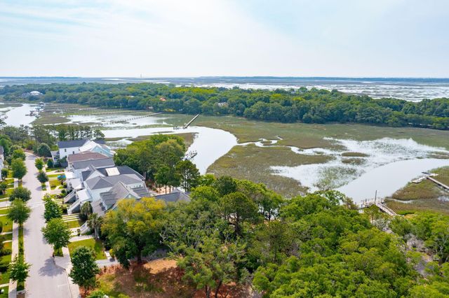 1047 Hills Plantation Drive, Charleston, SC 29412