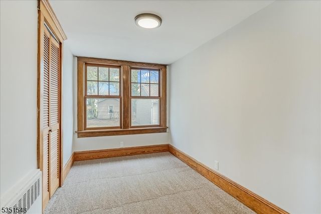 143 Parmelee Ave, Hawthorne Boro, NJ 07506
