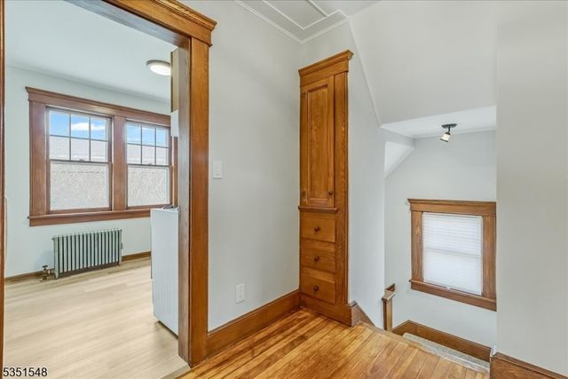 143 Parmelee Ave, Hawthorne Boro, NJ 07506