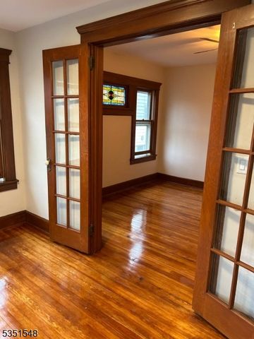 143 Parmelee Ave, Hawthorne Boro, NJ 07506