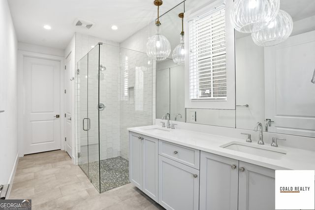 135 Channing Lane, Fayetteville, GA 30214