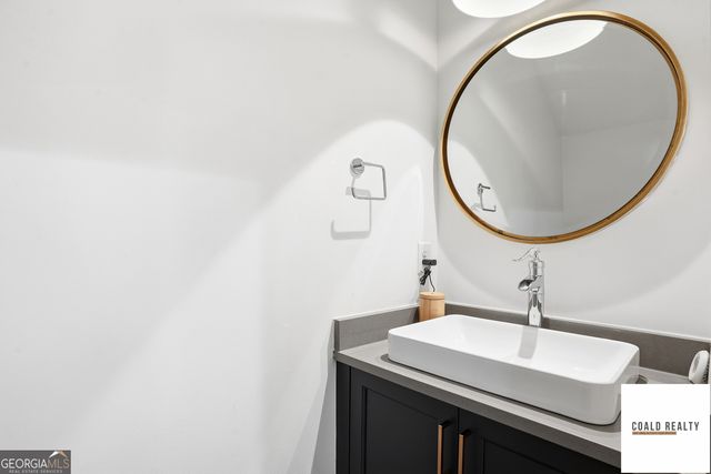 135 Channing Lane, Fayetteville, GA 30214