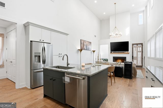 135 Channing Lane, Fayetteville, GA 30214