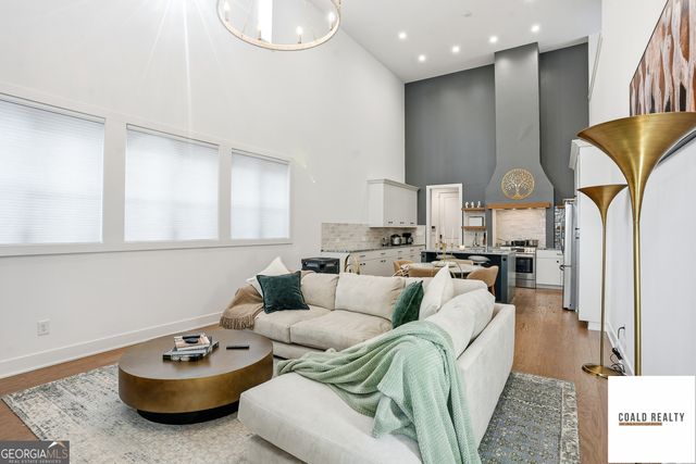 135 Channing Lane, Fayetteville, GA 30214