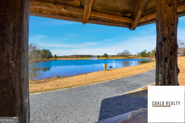 135 Channing Lane, Fayetteville, GA 30214