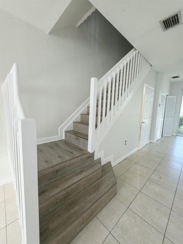 4154 Napoli Lake Drive, Riviera Beach, FL 33410