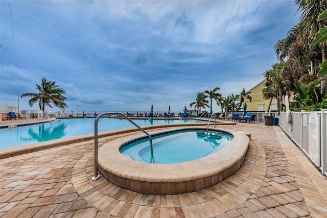 5011 STARFISH DRIVE SE C, St Petersburg, FL 33705