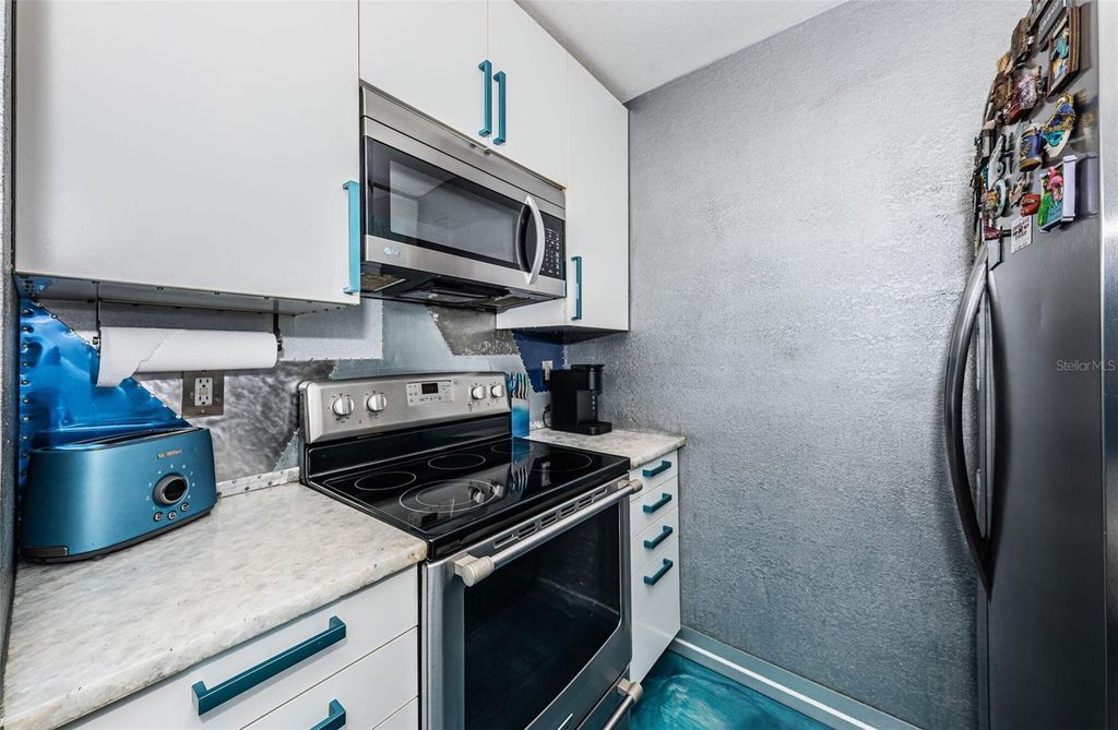 Image 26 of property listing at 5011 STARFISH DRIVE SE C, St Petersburg, FL 33705