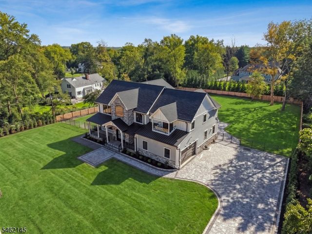 9 Blackbirch Rd, Scotch Plains Twp., NJ 07076
