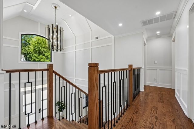 9 Blackbirch Rd, Scotch Plains Twp., NJ 07076