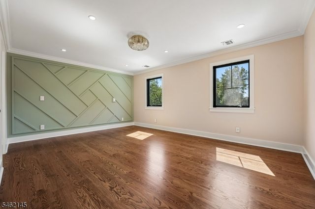 9 Blackbirch Rd, Scotch Plains Twp., NJ 07076