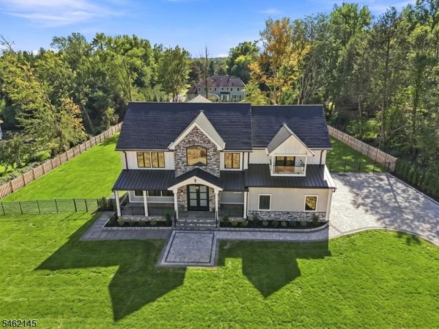9 Blackbirch Rd, Scotch Plains Twp., NJ 07076