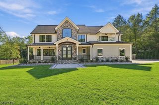9 Blackbirch Rd, Scotch Plains Twp., NJ 07076