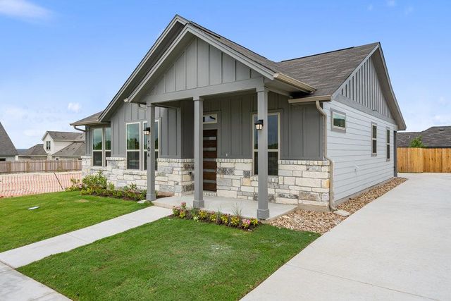 180 Condesa ST, Kyle, TX 78640