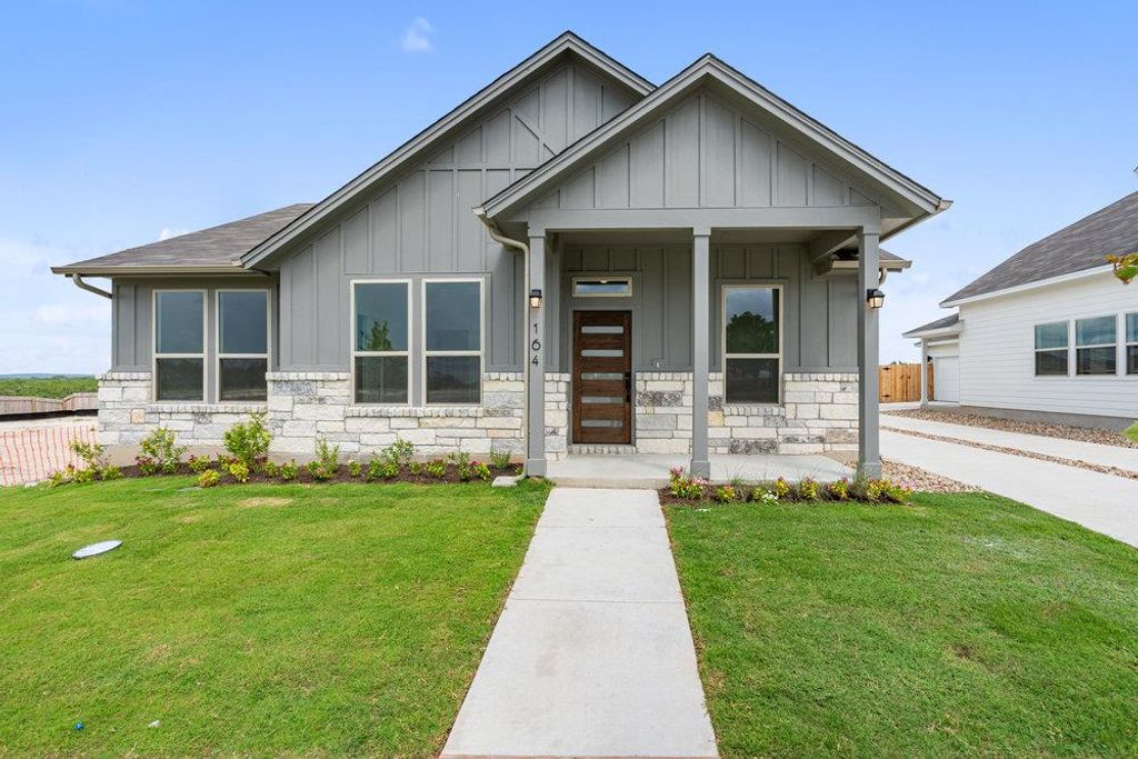 180 Condesa ST, Kyle, TX 78640