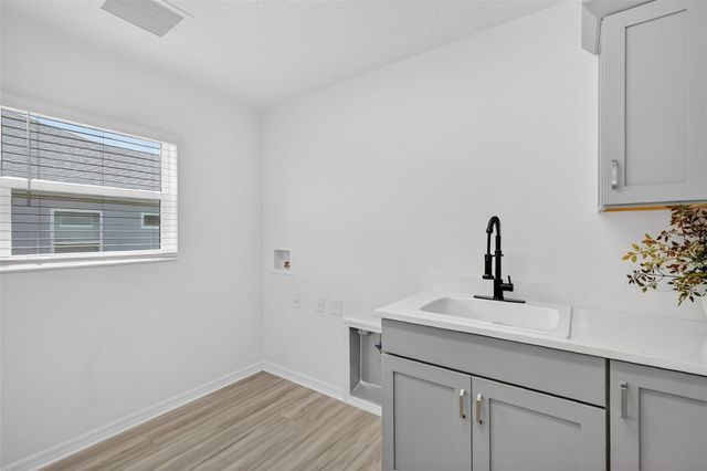 1954 MCMURTRIE LOOP, The Villages, FL 34762