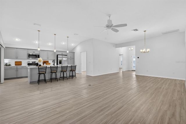 1954 MCMURTRIE LOOP, The Villages, FL 34762