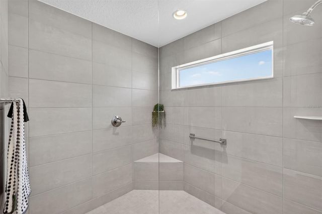 1954 MCMURTRIE LOOP, The Villages, FL 34762